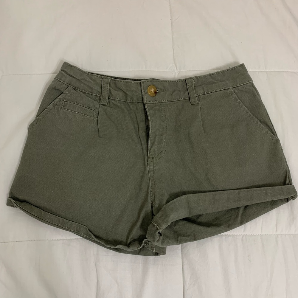 Green papaya shorts (s)